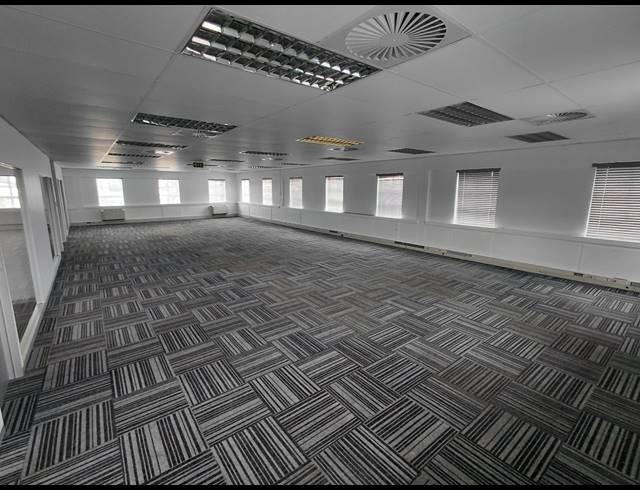 528M² OFFICE TO LET IN FOURWAYS